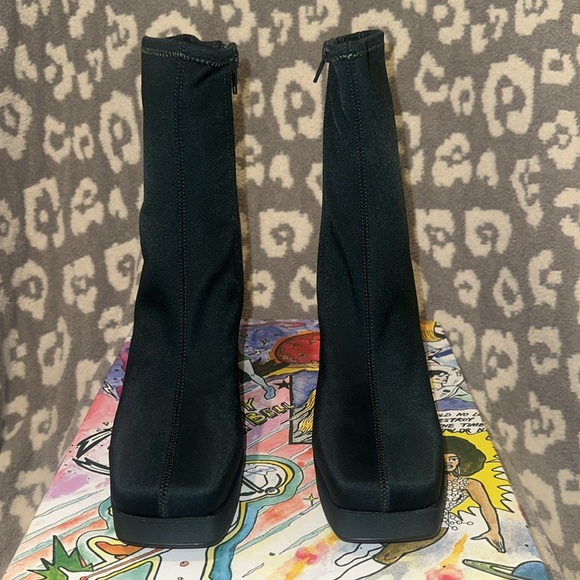 Jeffrey Campbell Arcadia Forest Green Neoprene Booties New 🆕 & Never Worn 😍 - Picture 13 of 17